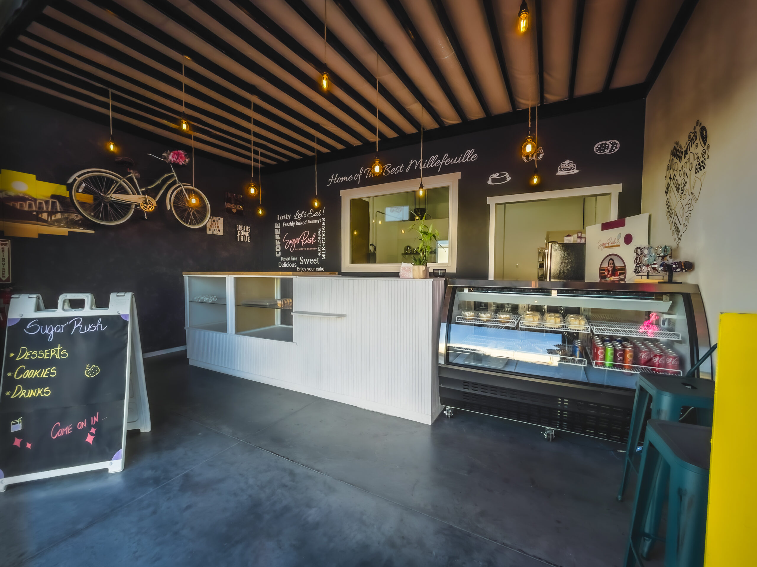 Describe image 3 here